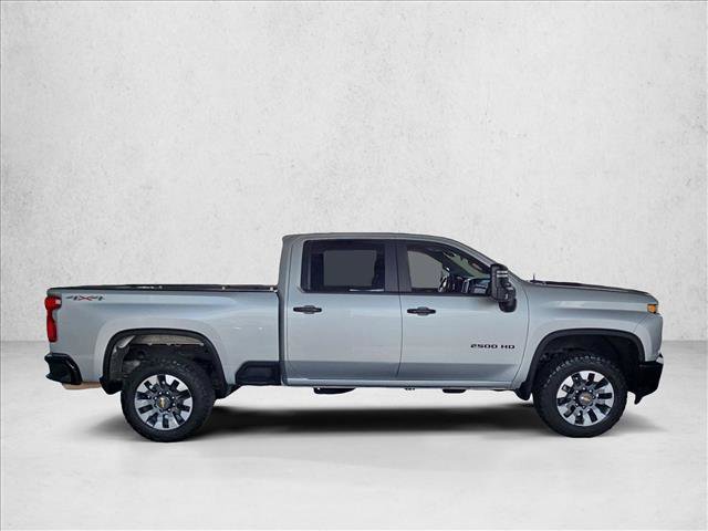 Used 2021 Chevrolet Silverado 2500 Custom w/ Custom Value Package AWD/4WD image 4