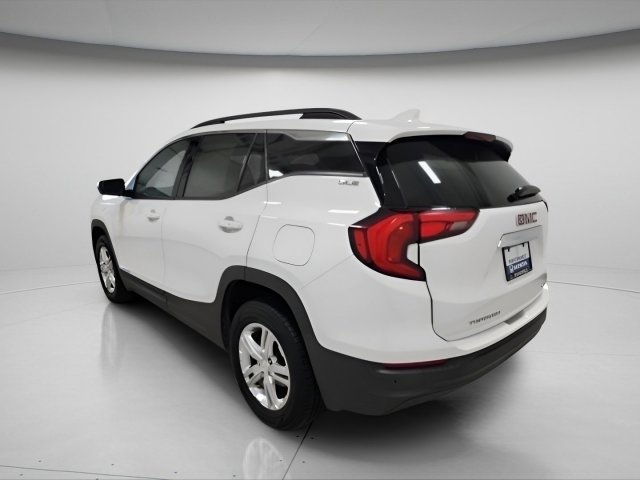 Used 2020 GMC Terrain SLE w/ Driver Convenience Package image 9