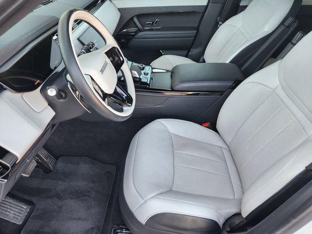 Used 2023 Land Rover Range Rover Sport SE Dynamic image 10