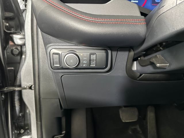 Used 2025 Ford Explorer ST-Line image 19