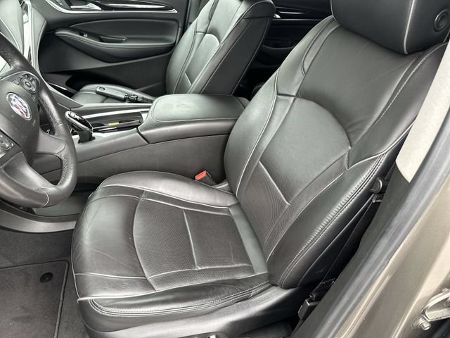 Used 2020 Buick Enclave Avenir w/ Avenir Technology Package FWD image 15