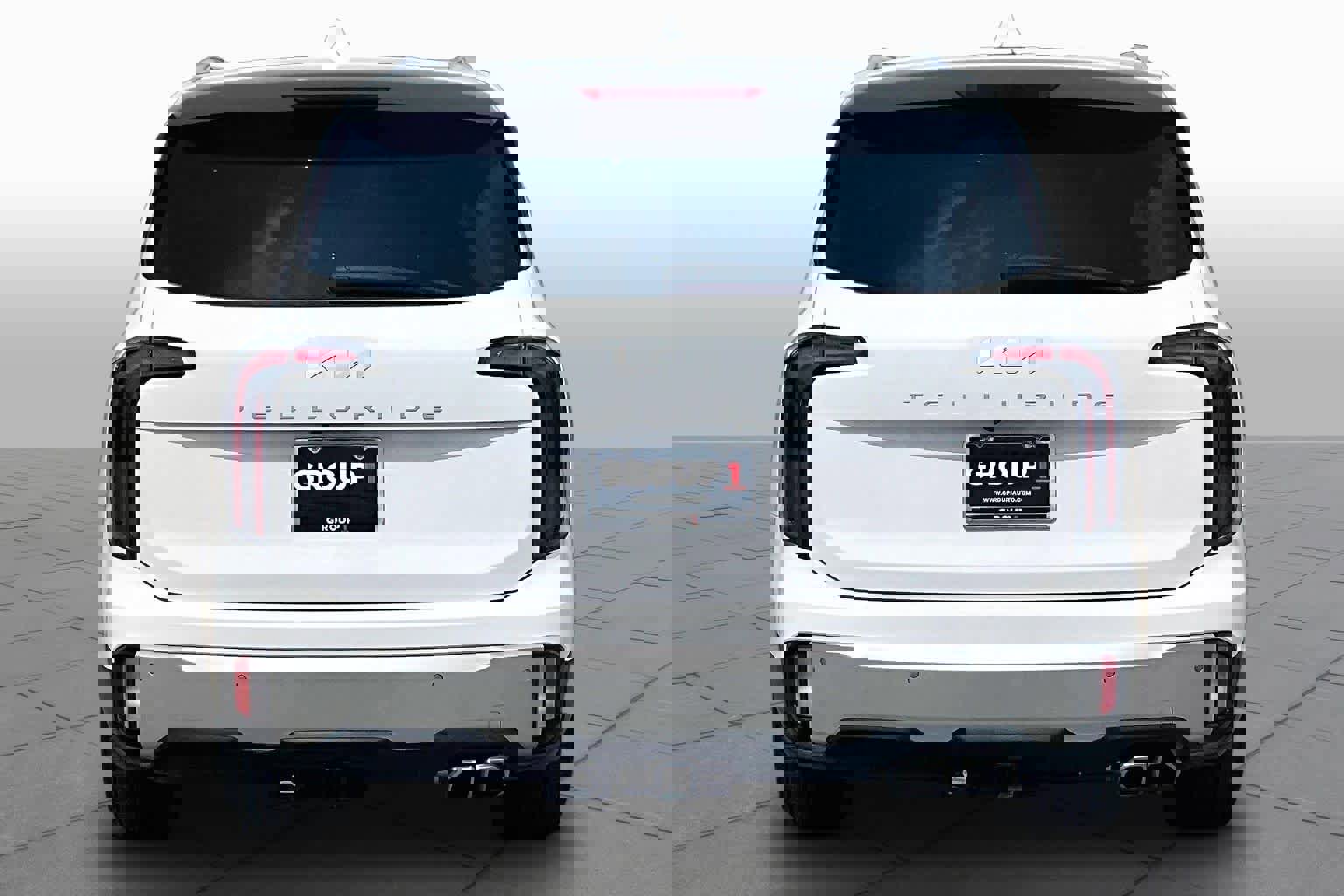 Used 2024 Kia Telluride EX w/ EX Captain's Chair Package image 5