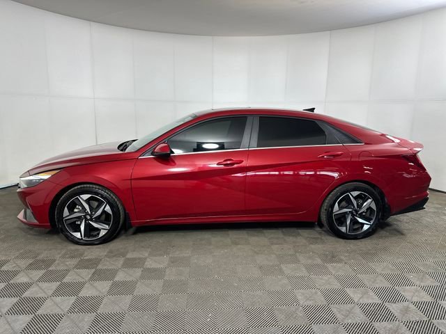 Used 2023 Hyundai Elantra Limited FWD image 6