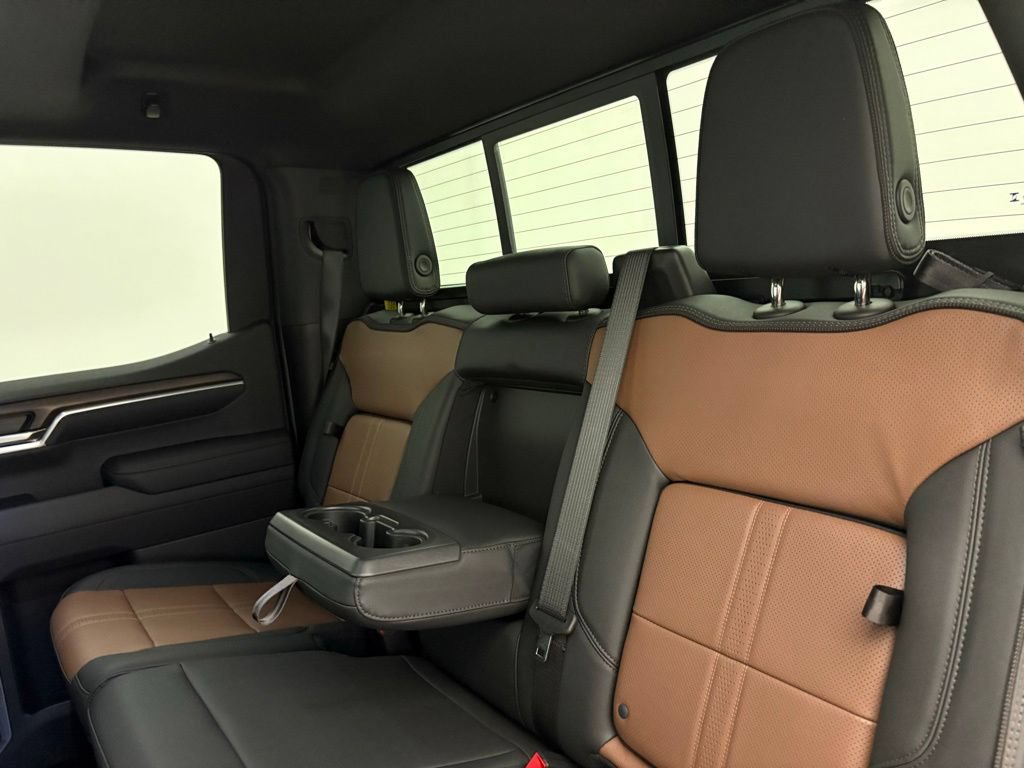 New 2026 Chevrolet Silverado 1500 High Country w/ Technology Package AWD/4WD image 43