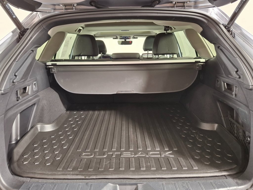 Used 2023 Subaru Outback Onyx Edition image 30
