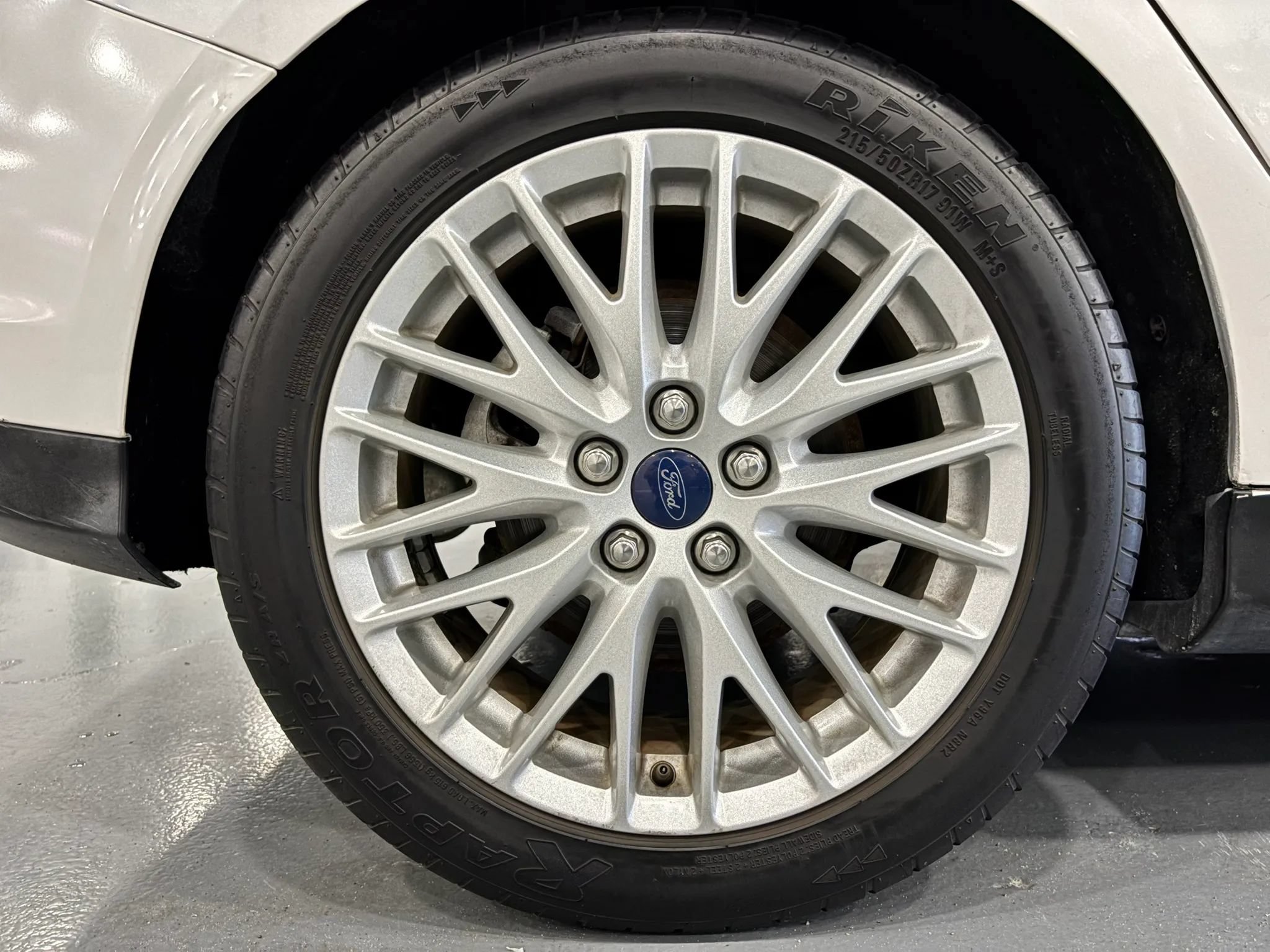 Used 2014 Ford Focus Titanium FWD image 45