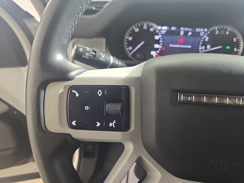 Used 2023 Land Rover Defender 110 S image 13