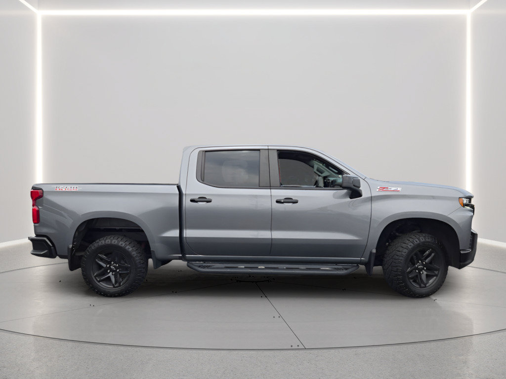 Certified 2021 Chevrolet Silverado 1500 LT Trail Boss w/ LPO, Dark Essentials Package AWD/4WD image 4