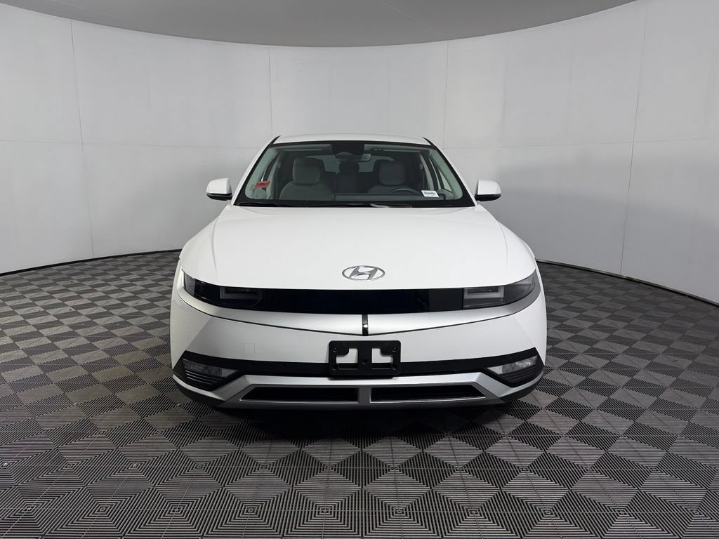 Used 2024 Hyundai Ioniq 5 SEL RWD image 3