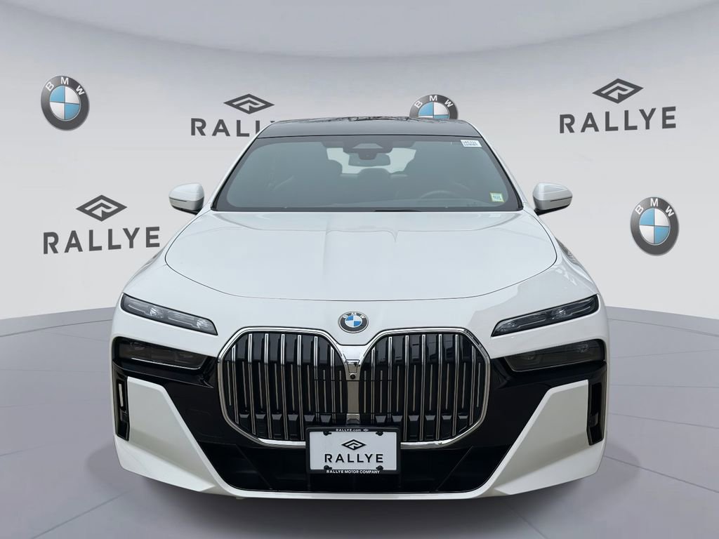 Certified 2023 BMW 760i xDrive w/ Executive Package image 2