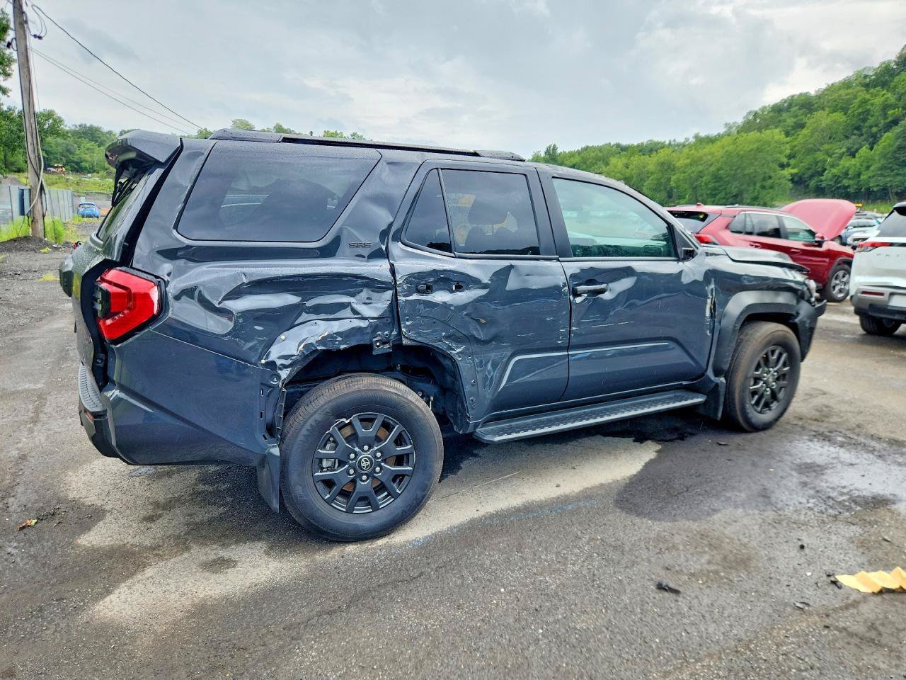 Used 2026 Toyota 4Runner SR5 AWD/4WD image 4