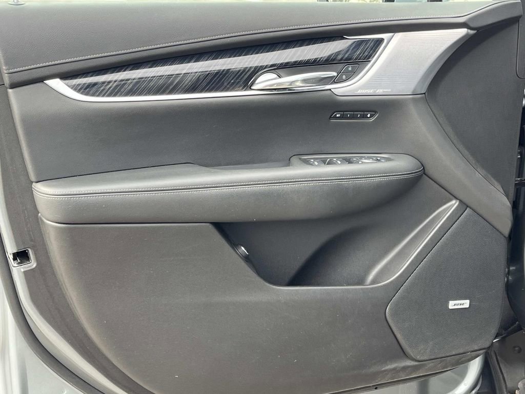 Certified 2023 Cadillac XT6 Premium Luxury image 25