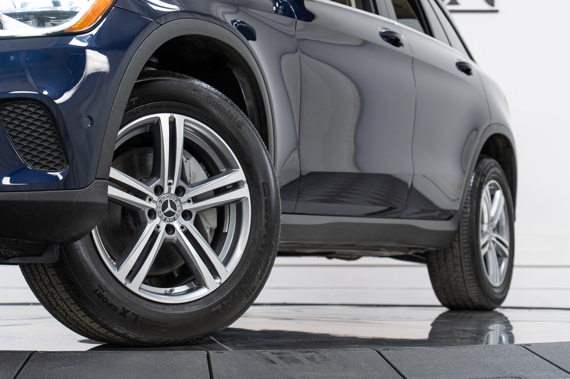 Certified 2022 Mercedes-Benz GLC 300 4MATIC w/ Premium Package Lite image 27