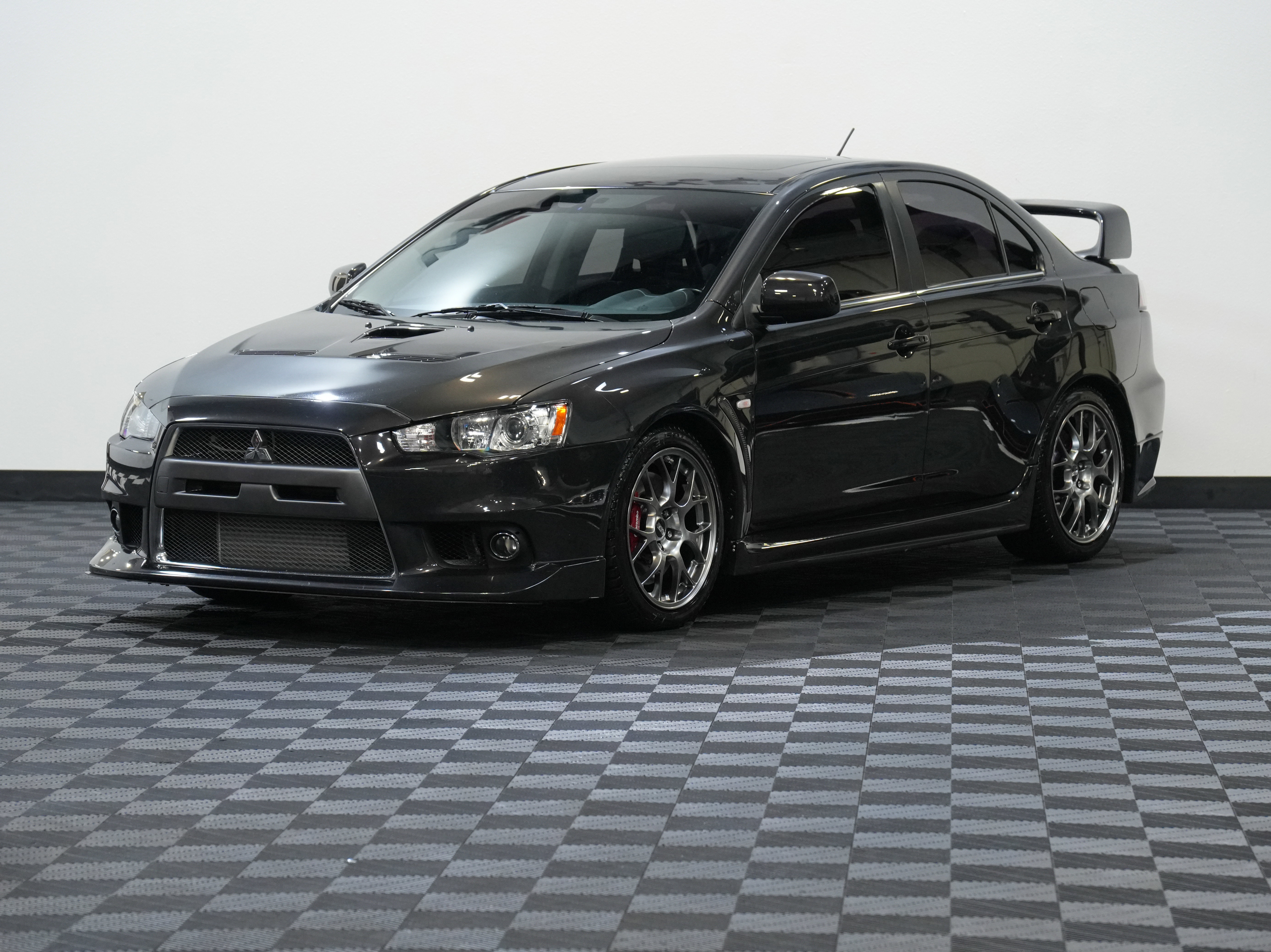 Used 2010 Mitsubishi Lancer Evolution MR image 3