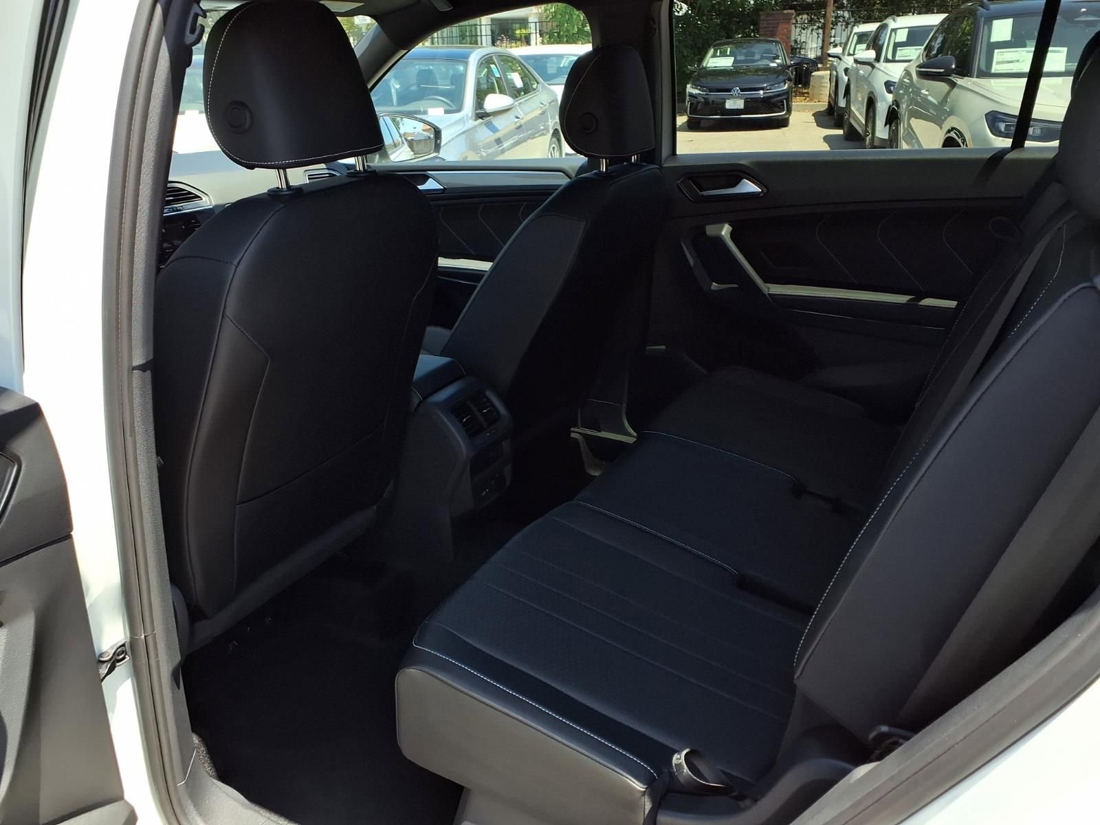 Certified 2023 Volkswagen Tiguan SE R-Line FWD image 20
