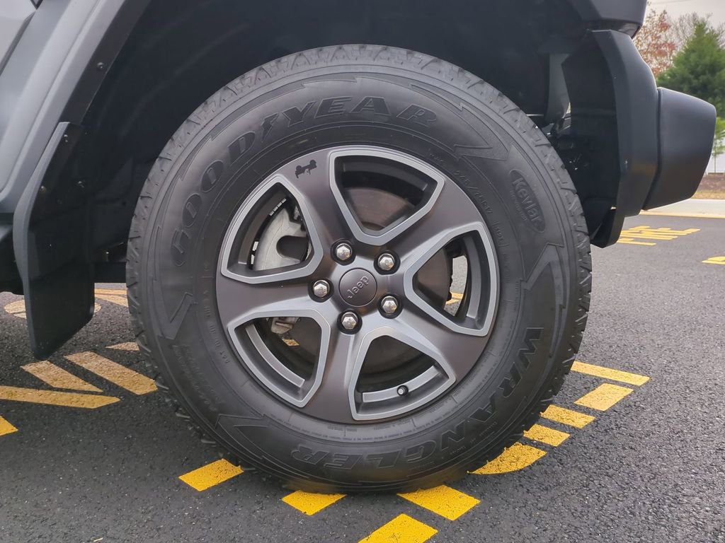 Used 2019 Jeep Wrangler Sport S image 11