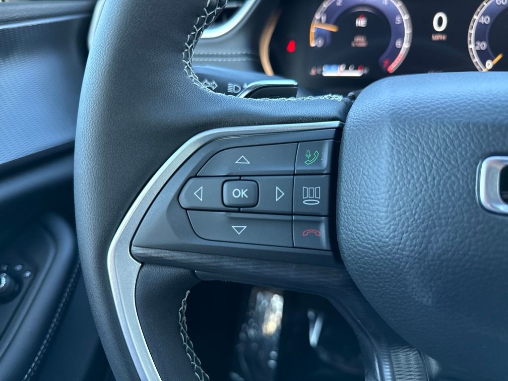 New 2025 Jeep Grand Cherokee L Laredo w/ Luxury Tech Group I image 31