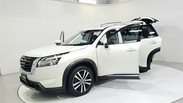Certified 2023 Nissan Pathfinder Platinum FWD image 30
