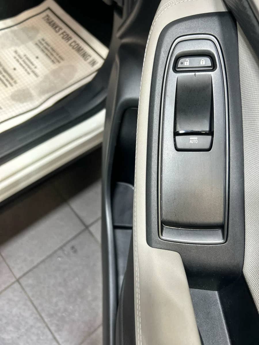 Used 2021 Subaru Forester Premium AWD/4WD image 28