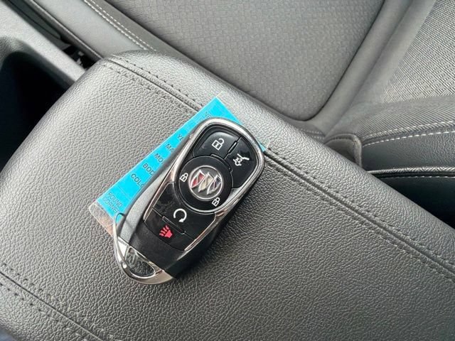 Used 2023 Buick Encore GX Select AWD/4WD image 20