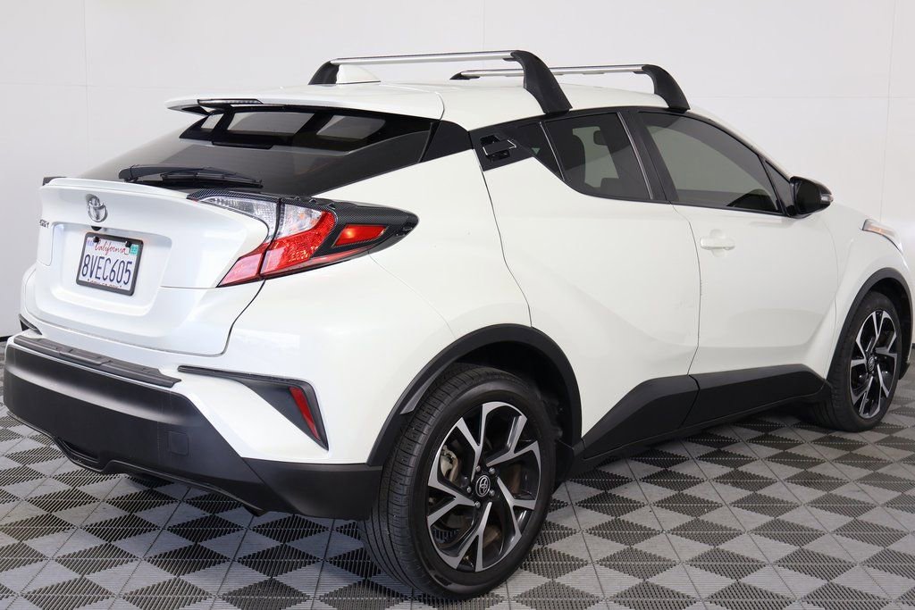 Used 2021 Toyota C-HR LE image 4
