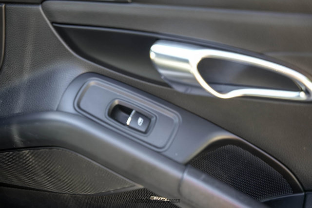 Used 2017 Porsche 718 Cayman RWD image 40