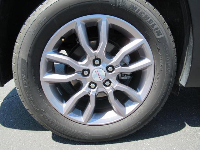 Used 2023 GMC Terrain SLT AWD/4WD image 8