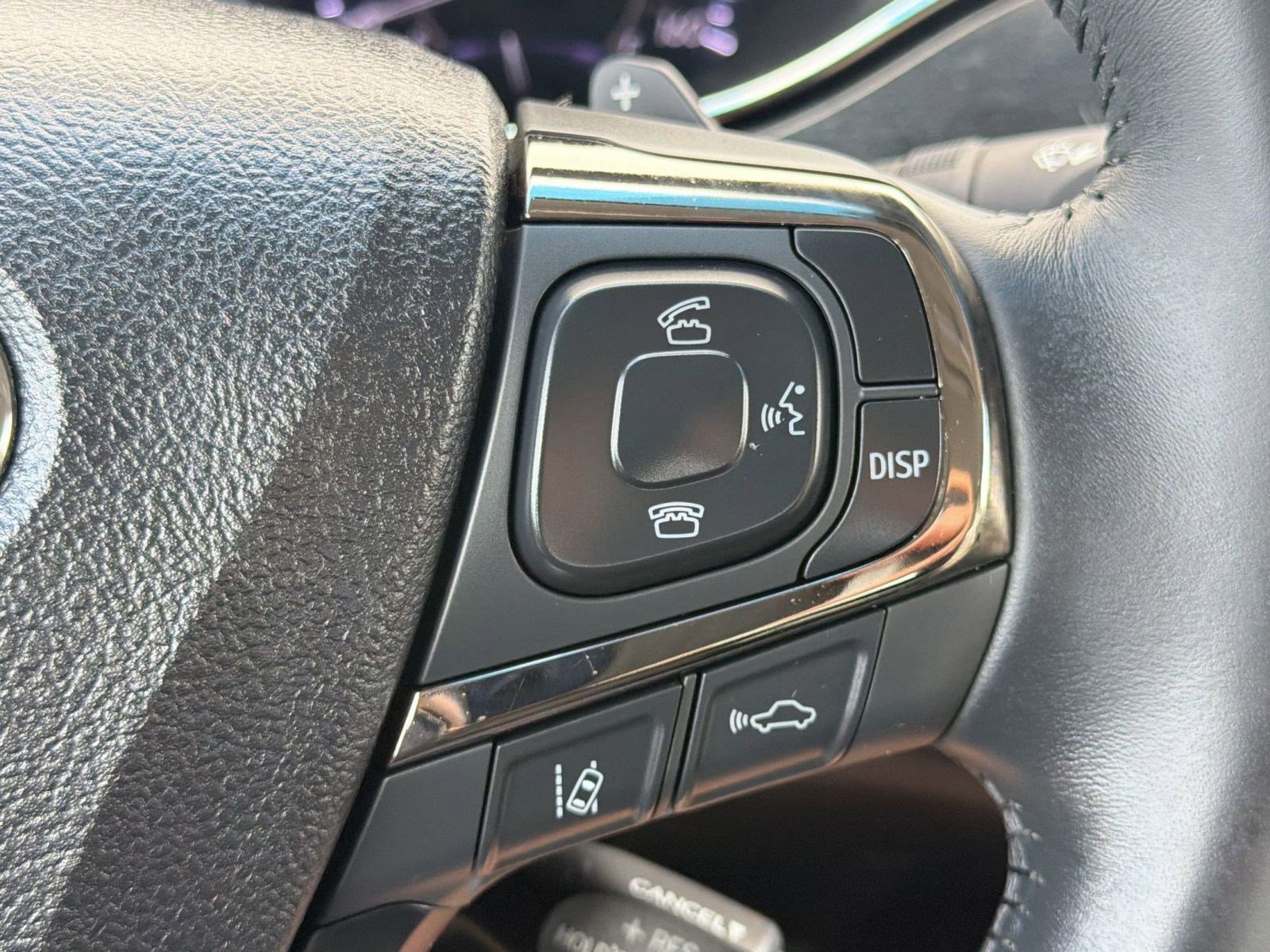 Used 2016 Toyota Avalon Limited FWD image 27