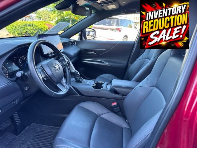 Used 2024 Toyota Venza Nightshade AWD/4WD image 4