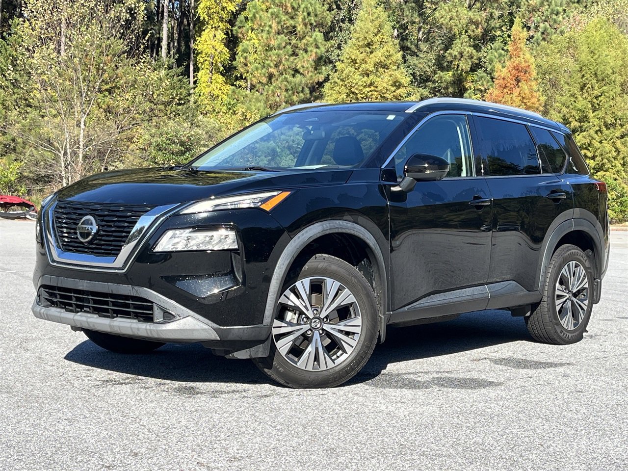 Certified 2021 Nissan Rogue SV w/ Premium Package