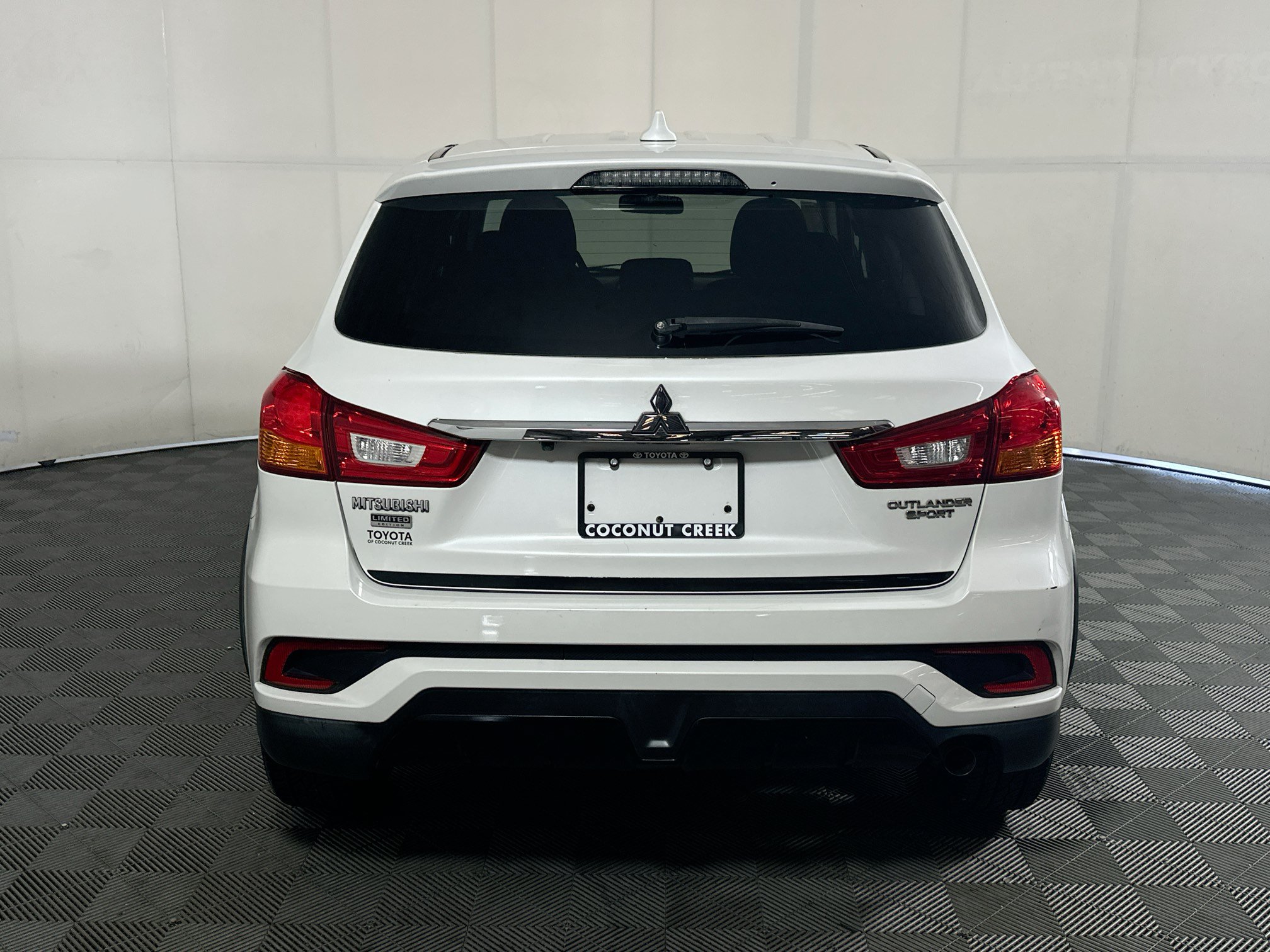 Used 2019 Mitsubishi Outlander Sport FWD image 4