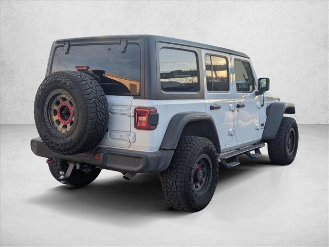 Used 2019 Jeep Wrangler Unlimited Rubicon w/ Cold Weather Group image 5