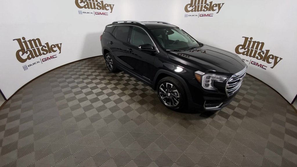 Certified 2023 GMC Terrain SLT AWD/4WD image 2