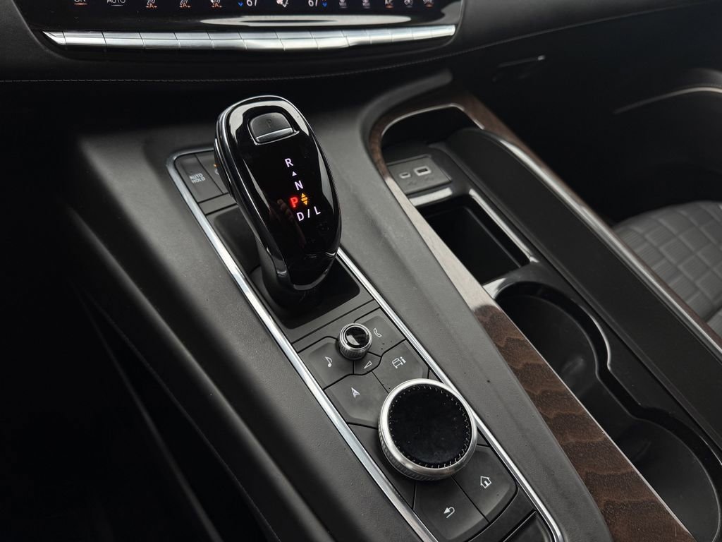 Used 2024 Cadillac Escalade Sport Platinum image 19