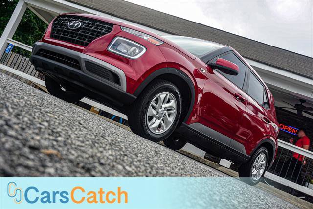 Used 2021 Hyundai Venue SE FWD image 4