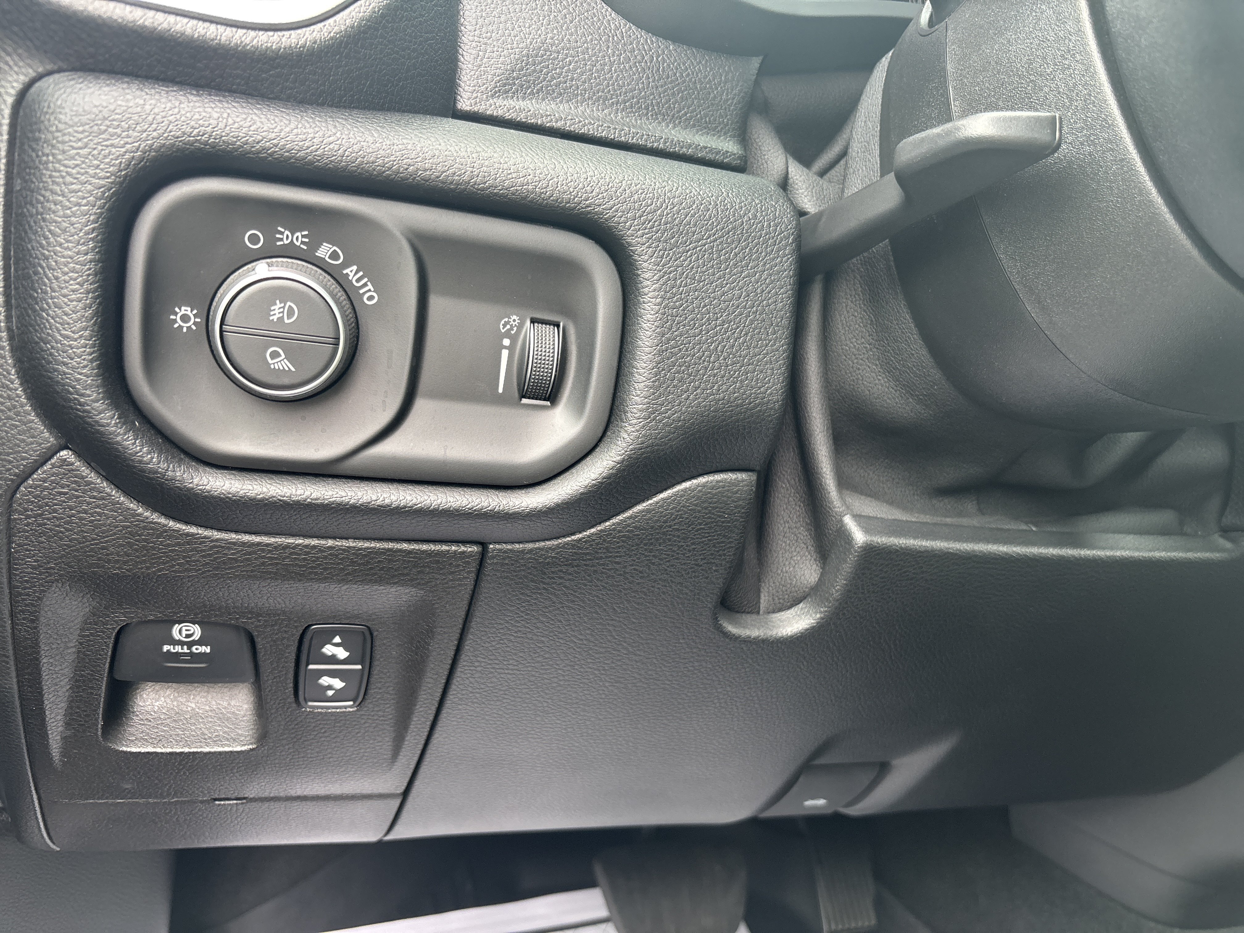 Used 2022 RAM 1500 Big Horn RWD image 18
