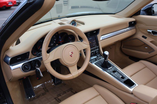 Used 2013 Porsche 911 Carrera image 25