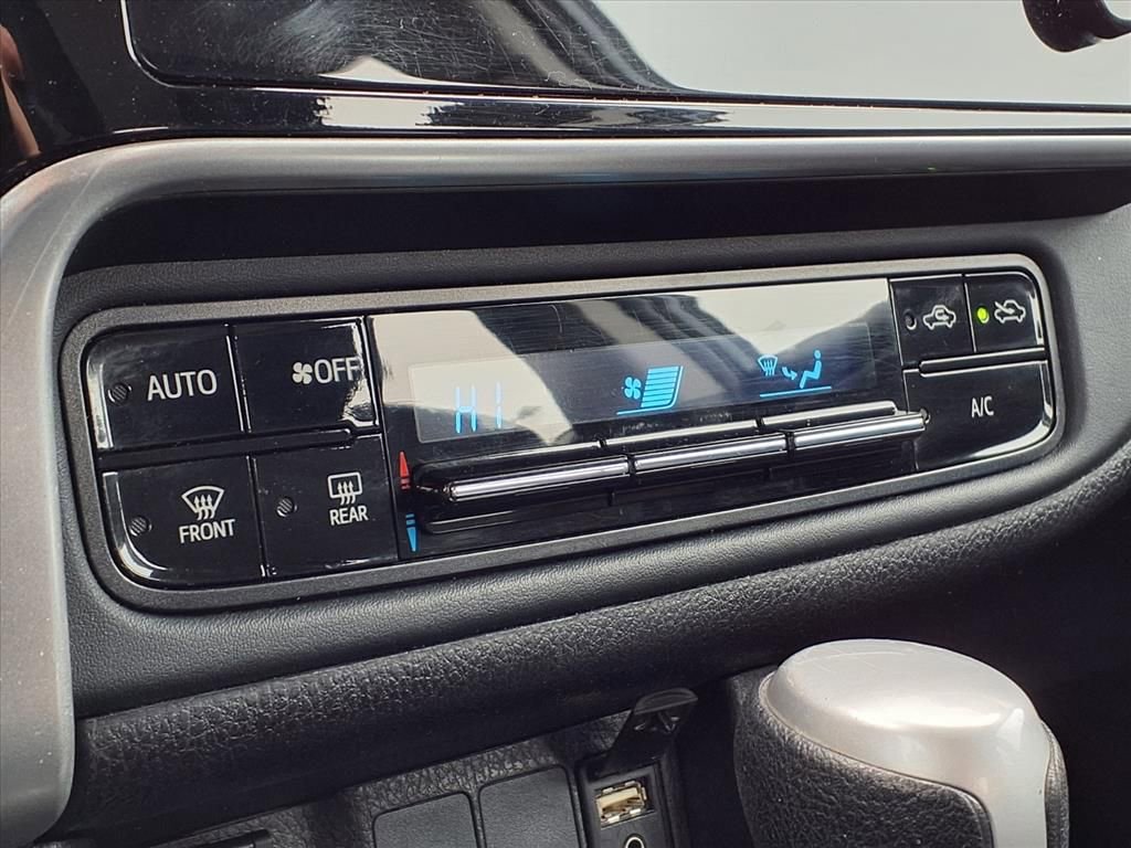 Used 2017 Toyota Corolla L image 25