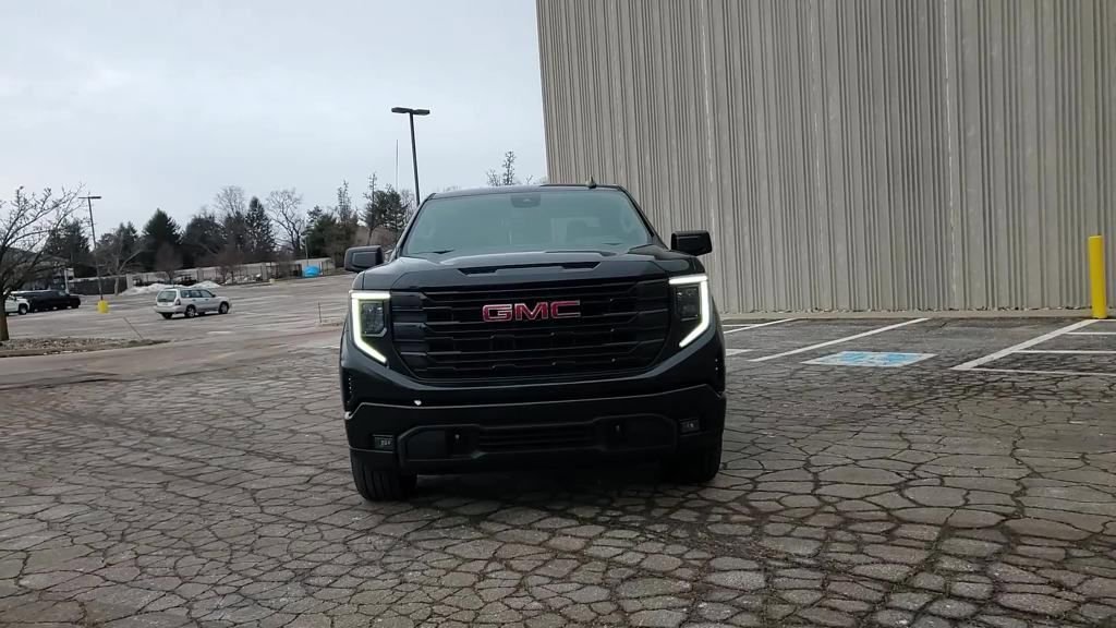 New 2026 GMC Sierra 1500 Elevation image 9