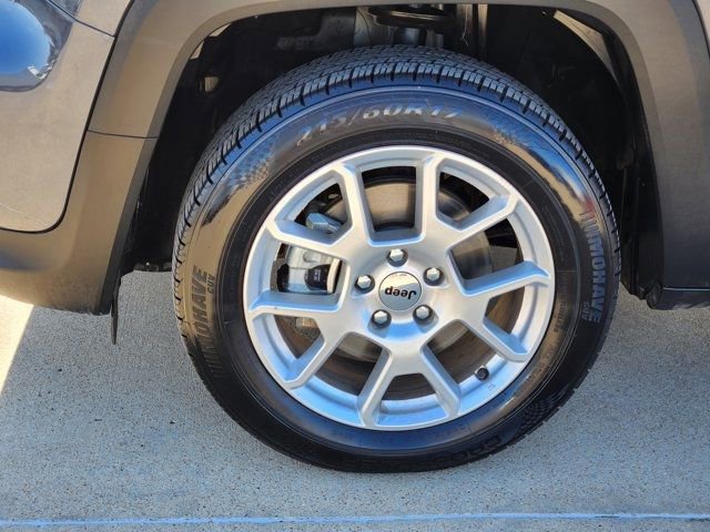 Used 2022 Jeep Renegade Latitude image 17