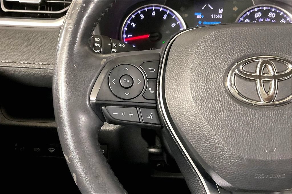 Used 2019 Toyota RAV4 XLE Premium w/ Cold Weather Package AWD/4WD image 18