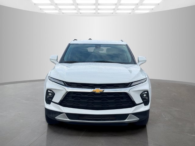Used 2024 Chevrolet Blazer LT w/ Convenience Package FWD image 2