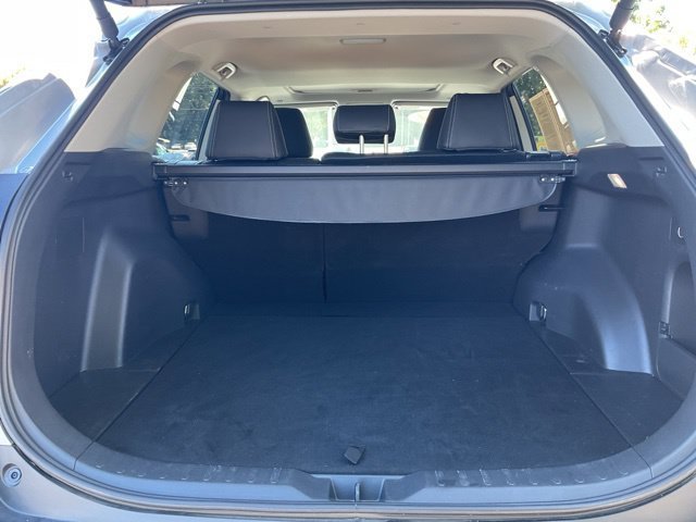 Used 2024 Toyota RAV4 XLE w/ Convenience Package FWD image 11