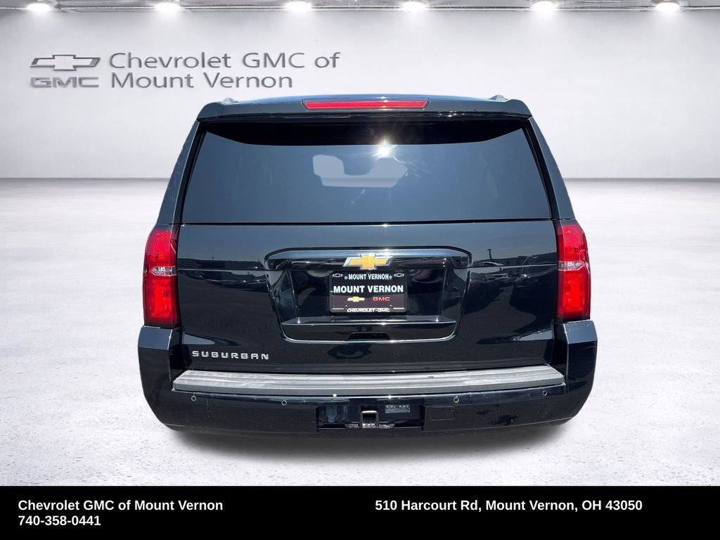 Used 2019 Chevrolet Suburban LT AWD/4WD image 4