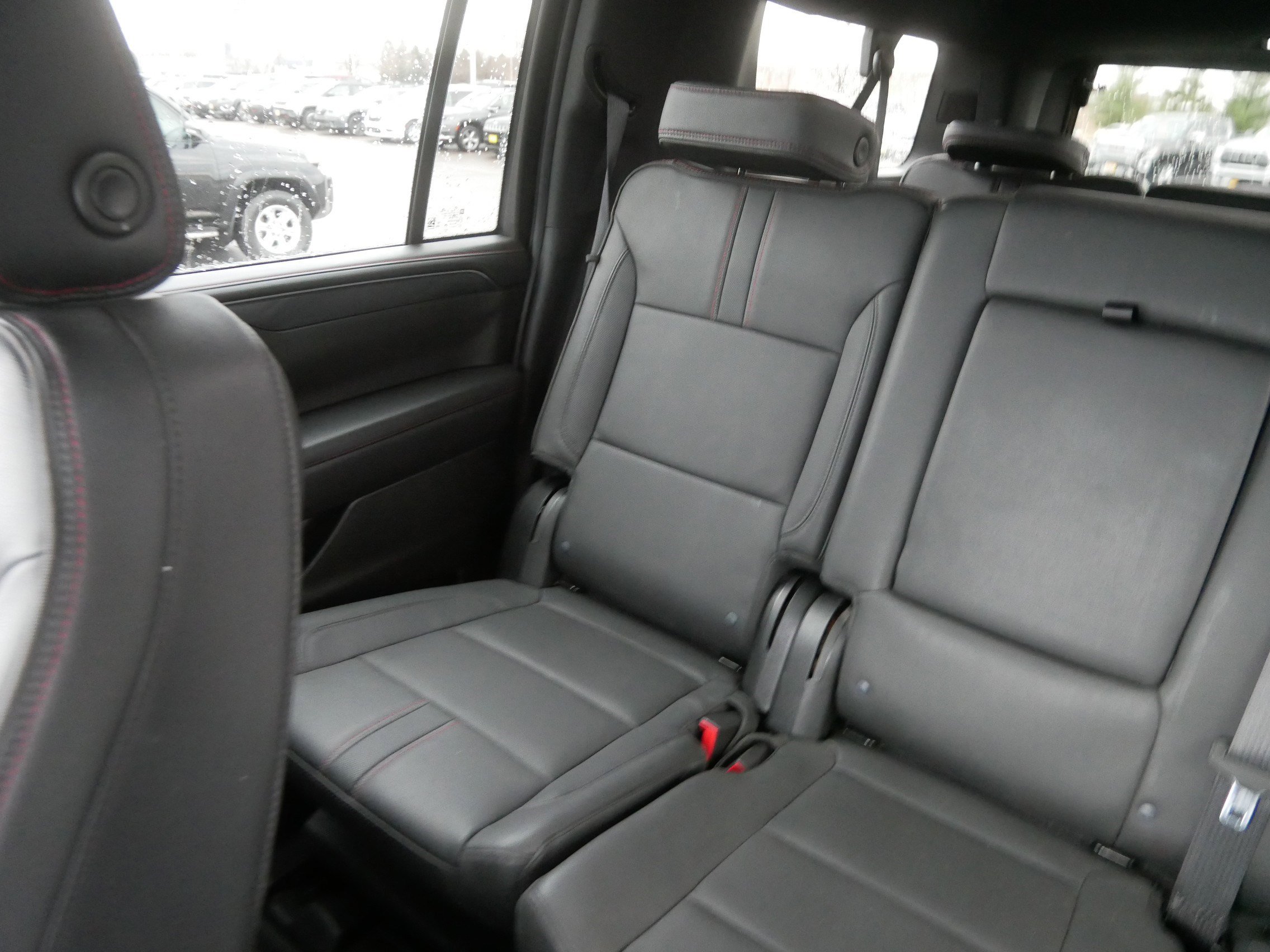 Used 2023 Chevrolet Suburban RST w/ Sport Performance Package image 12