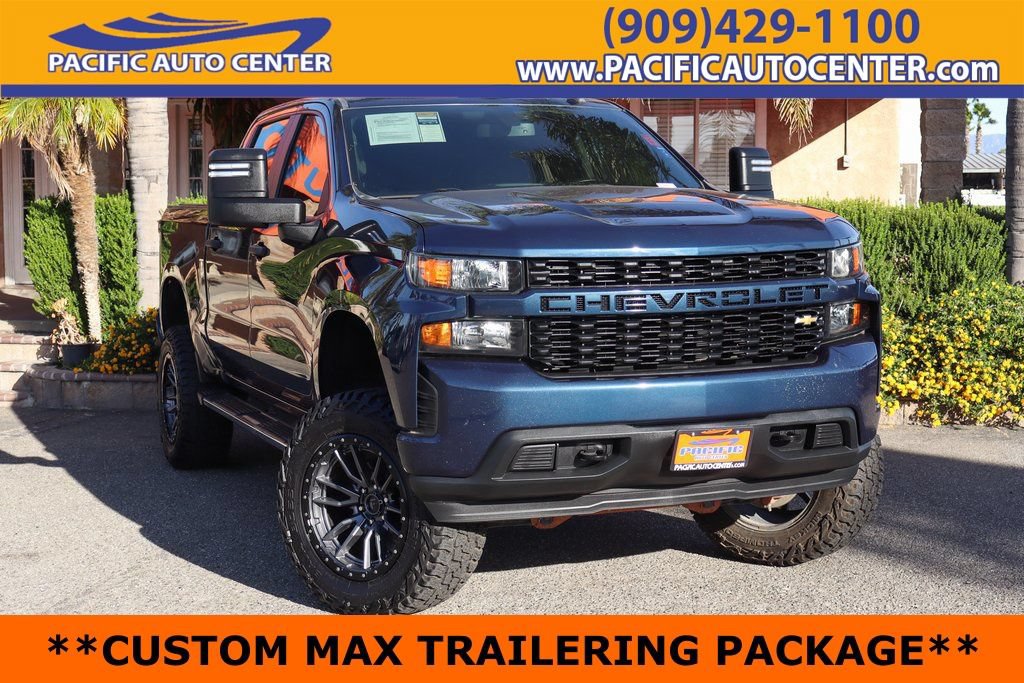 Used 2019 Chevrolet Silverado 1500 Custom w/ Custom Max Trailering Package AWD/4WD image 1