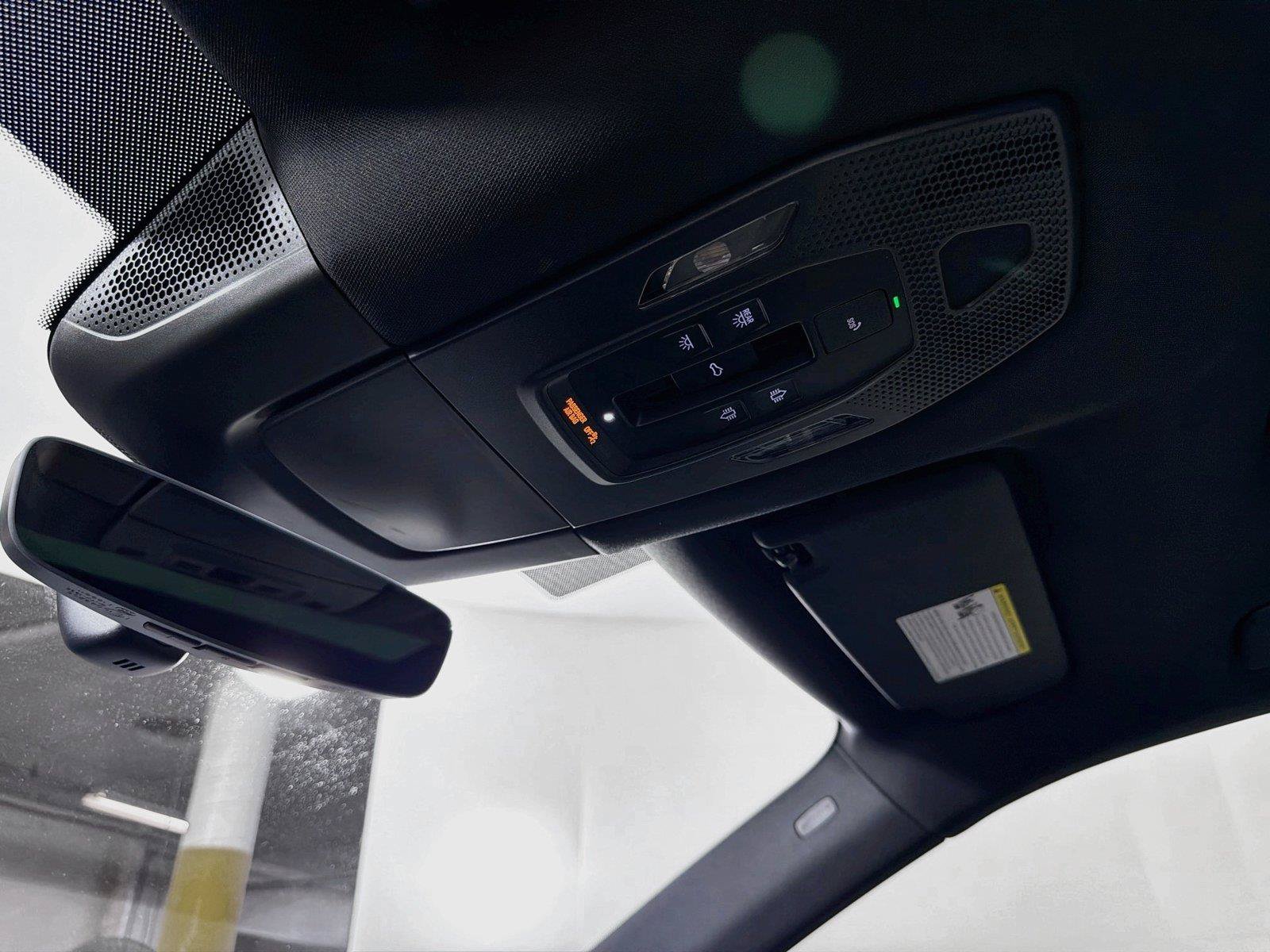 Certified 2026 Porsche Macan Electric RWD image 25