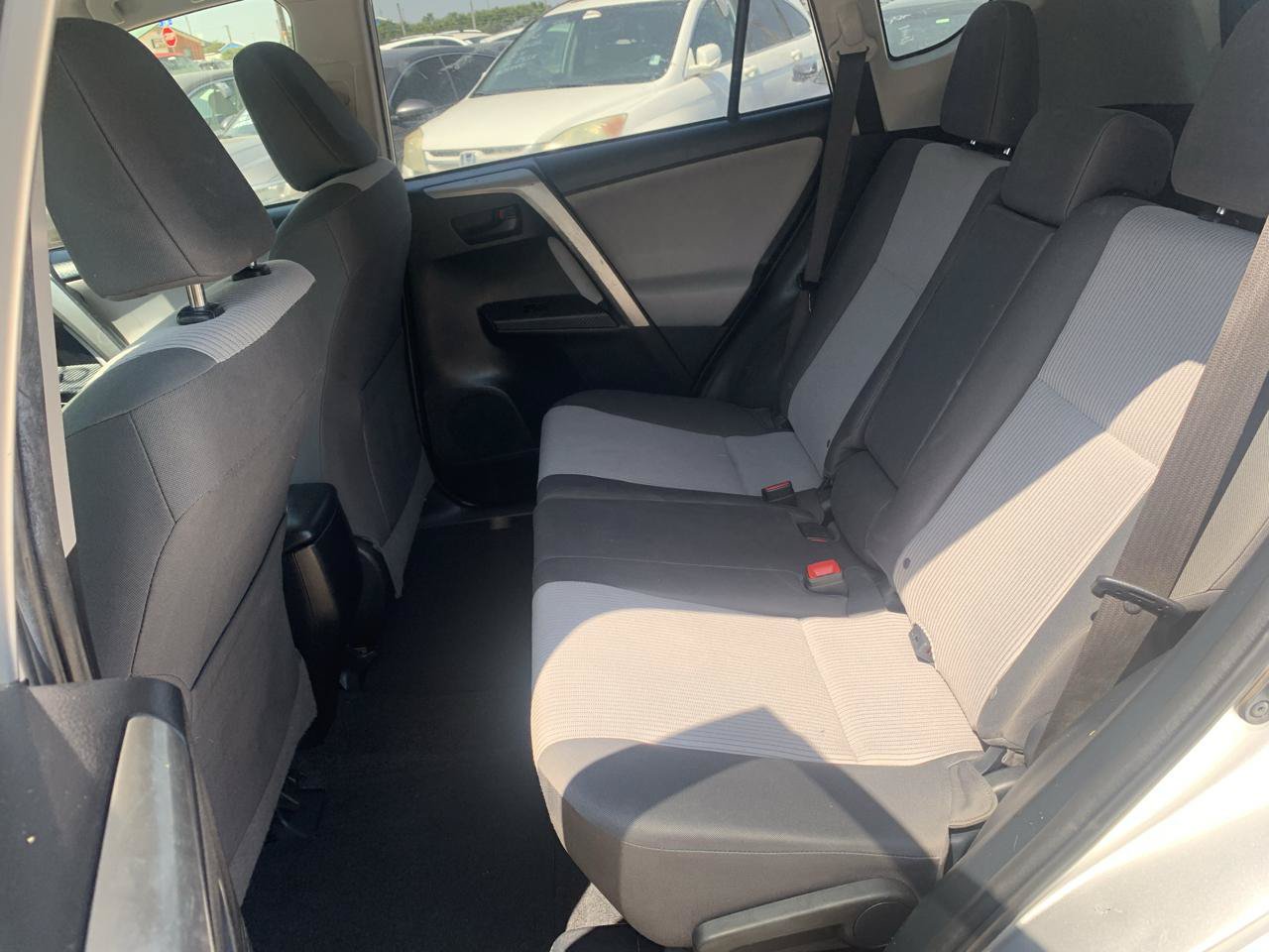Used 2014 Toyota RAV4 LE FWD image 16