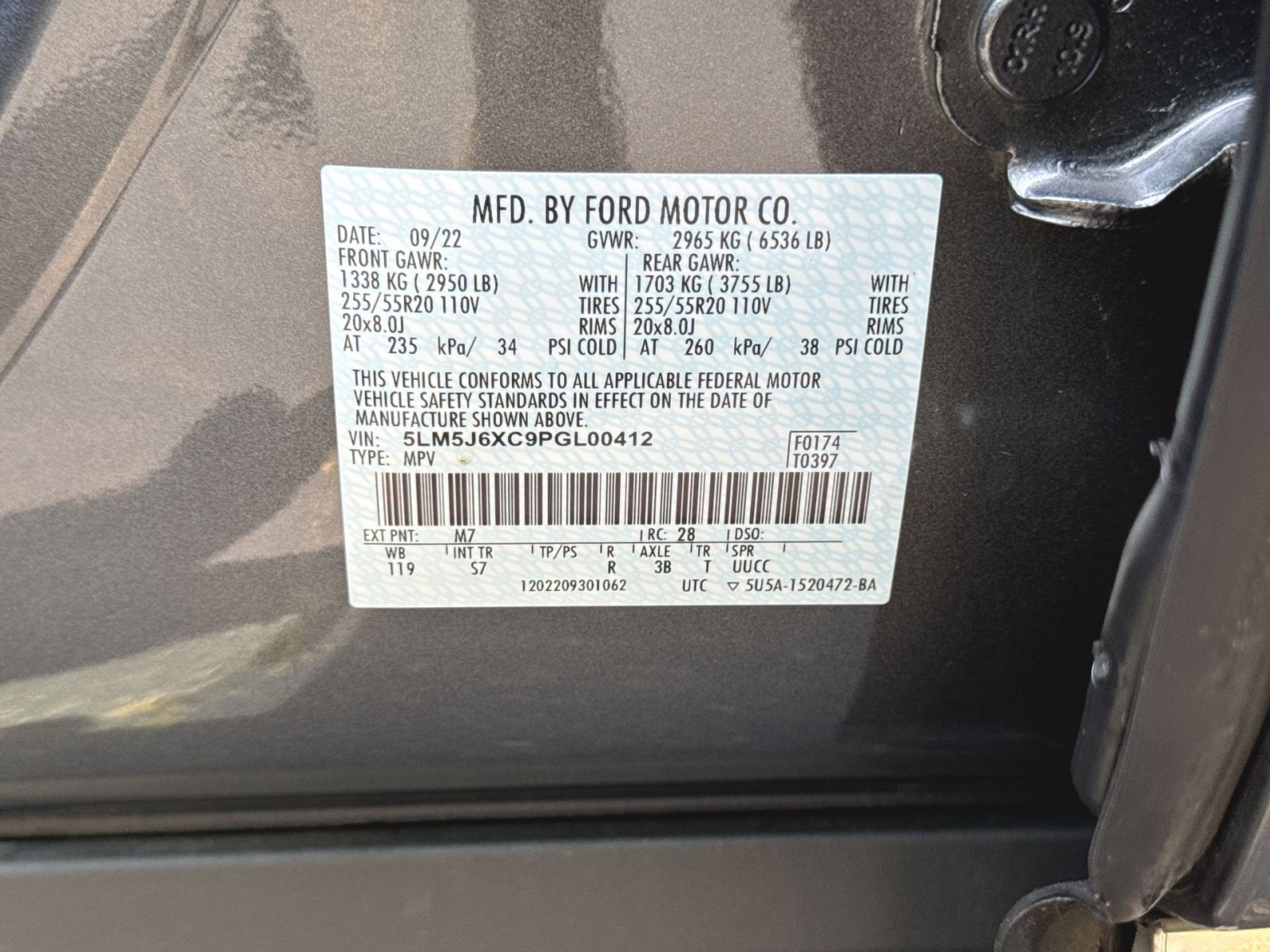 Used 2023 Lincoln Aviator AWD w/ Premium Package image 38