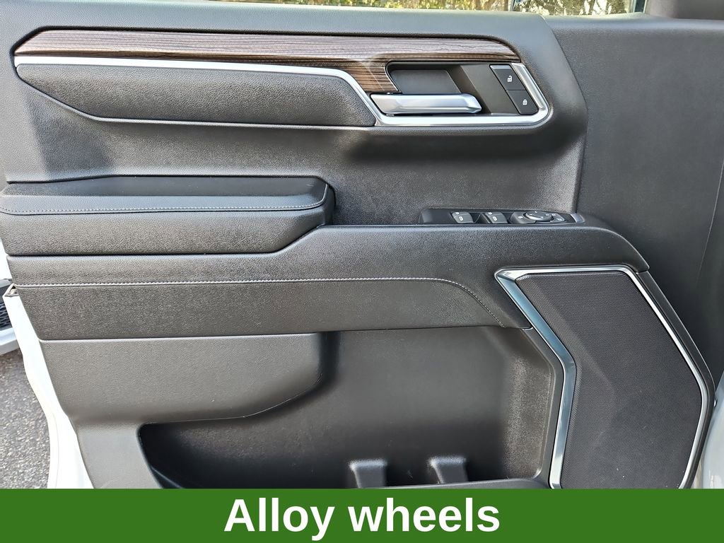 Used 2023 Chevrolet Silverado 1500 RST w/ Z71 Off-Road Package image 23